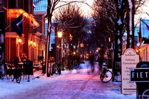 Dorpsstraat winter